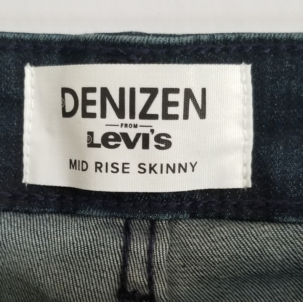 NWT Denizen Levi's Dark Wash Mid Rise Skinny Jeans Size 26 - Picture 7 of 9